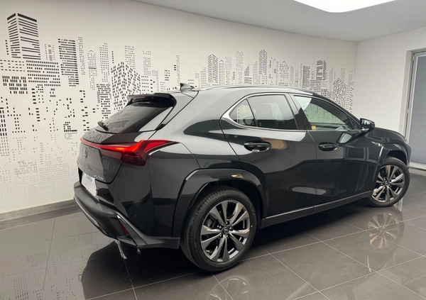 Lexus UX cena 173900 przebieg: 34778, rok produkcji 2023 z Brańsk małe 301